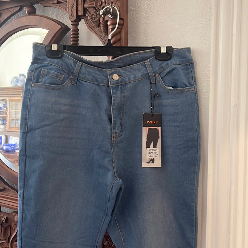 NWT Jvini jeans size 1XL